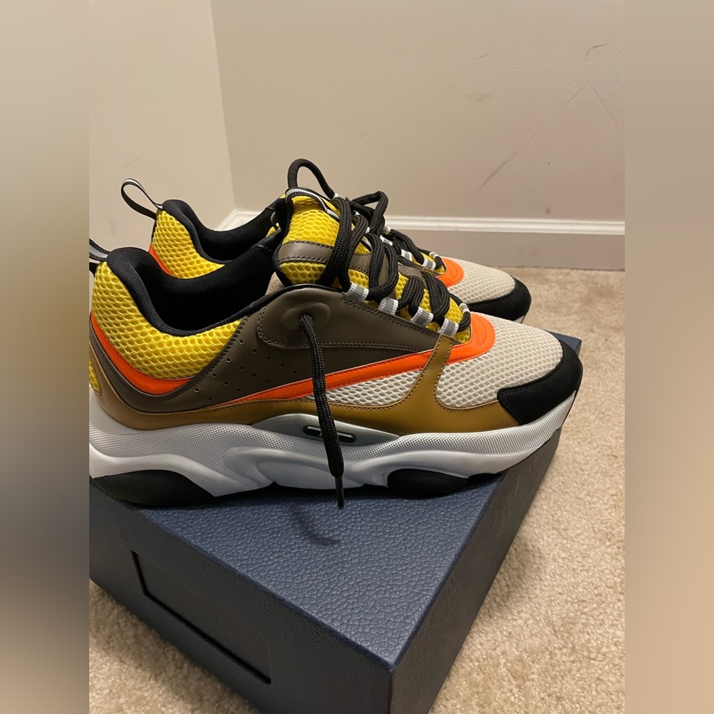 Dior BB22 slightly worn. Size 46 men 13. Runs small. Fits more like a Men’s 12 - Picture 2 of 4